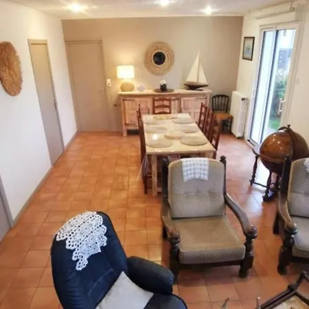 Maison Calme, Animaux Admis - 6 Pers. - Fr-1-879-16 Дом отдыха